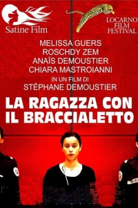 La ragazza con il braccialetto